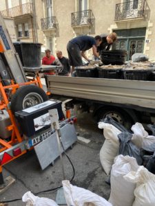 Descendre des Gravats - Monte Meubles Travaux Nantes